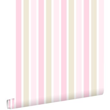 carta da parati strisce verticali rosa chiaro, beige e bianco di ESTAhome