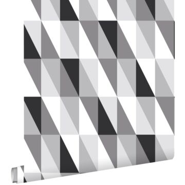 carta da parati triangoli grafici nero, grigio e bianco di ESTAhome